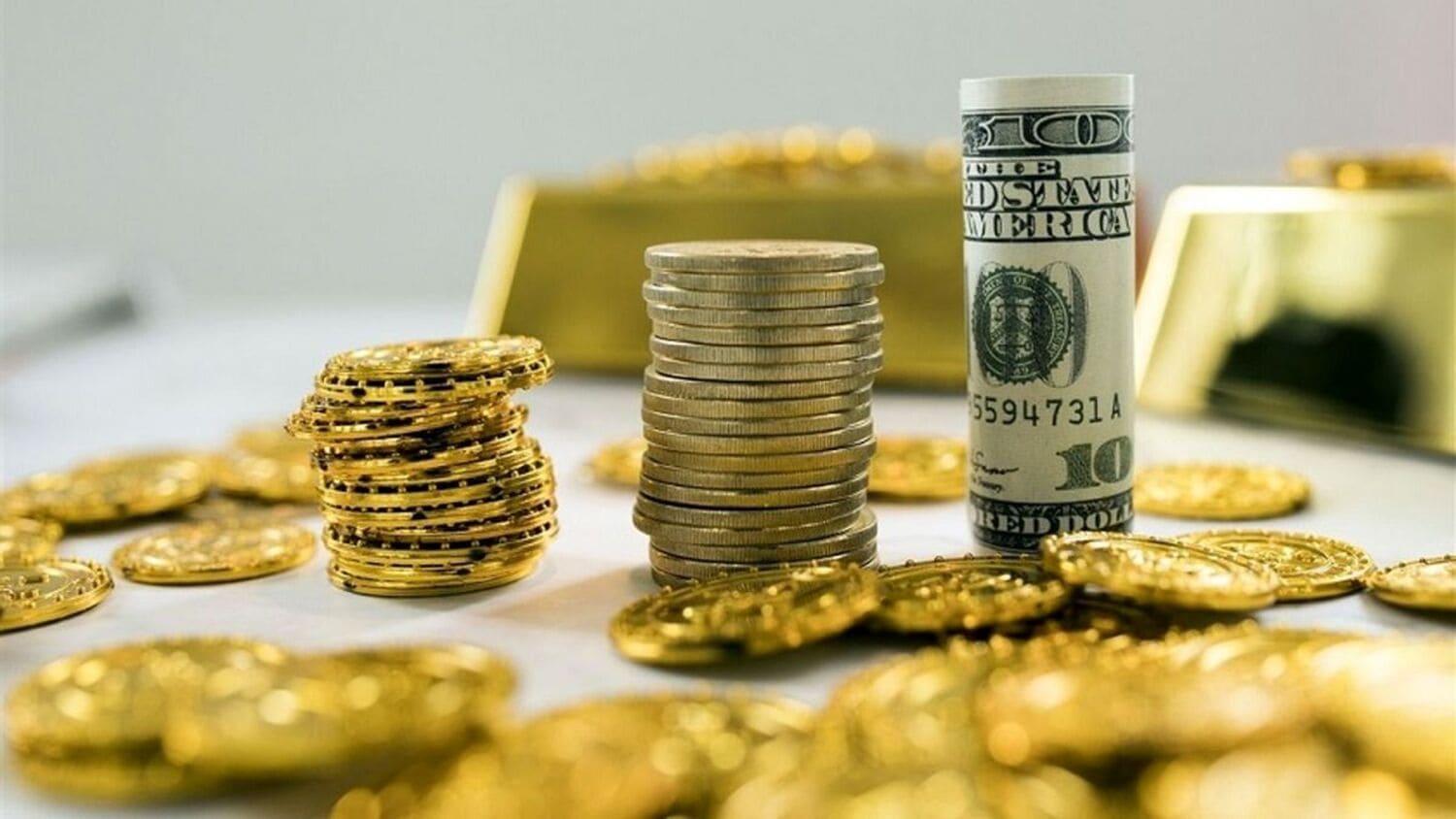 قیمت طلا و دلار 